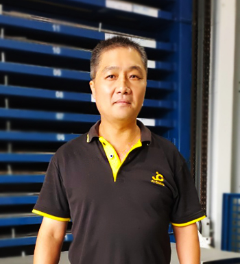 巨昌精密-廠長 Image